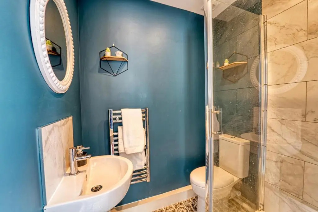 Stylish Worcester Studio Apartment