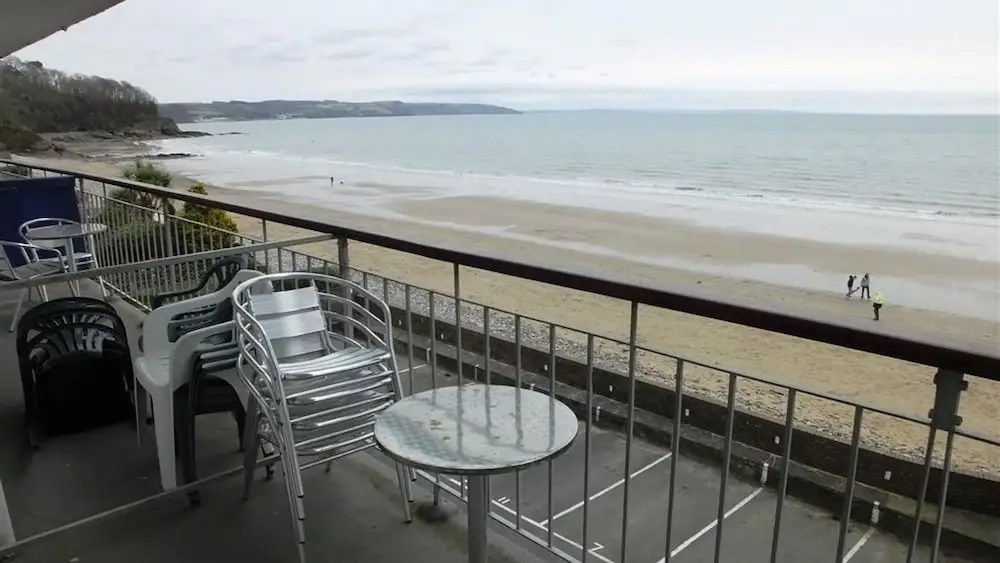 Beach Court 24