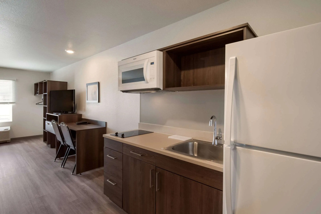 WoodSpring Suites Colorado Springs North - Air Force Academy