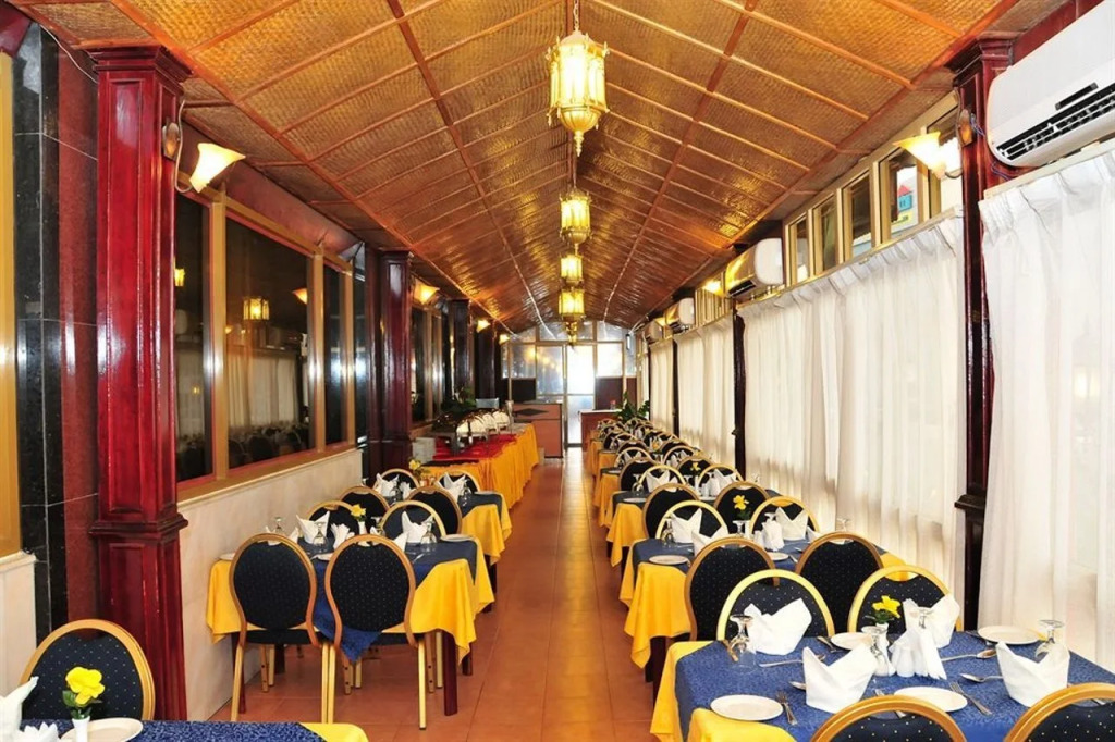 Safeer Hotel Suites