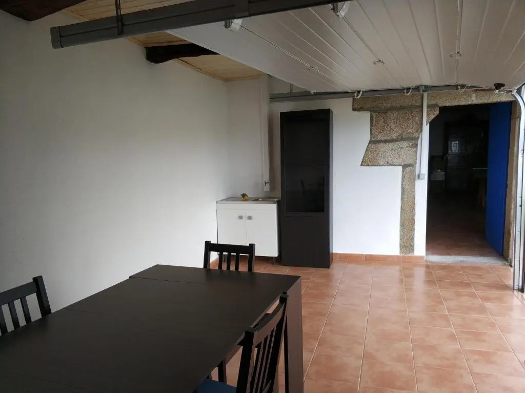 Preciosa Casa De 4 Habitaciones En Pleno Corazón Del Camino De Santiago!