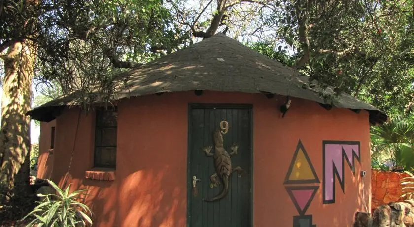Ingwe Historical Accommodation