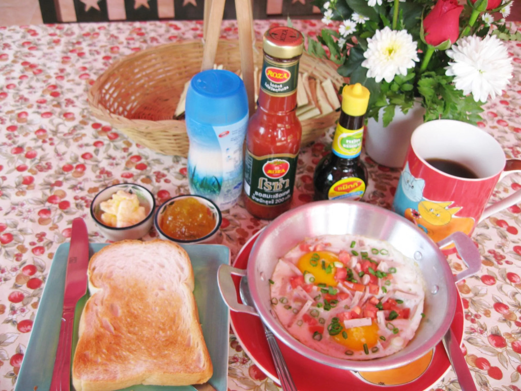 Baan Bua Homestay - Hostel