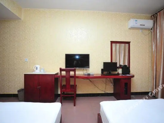 Qinjia Hotel