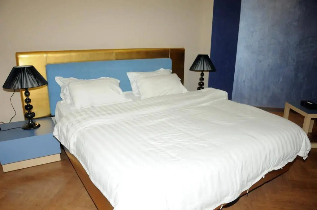 Sky Hotel