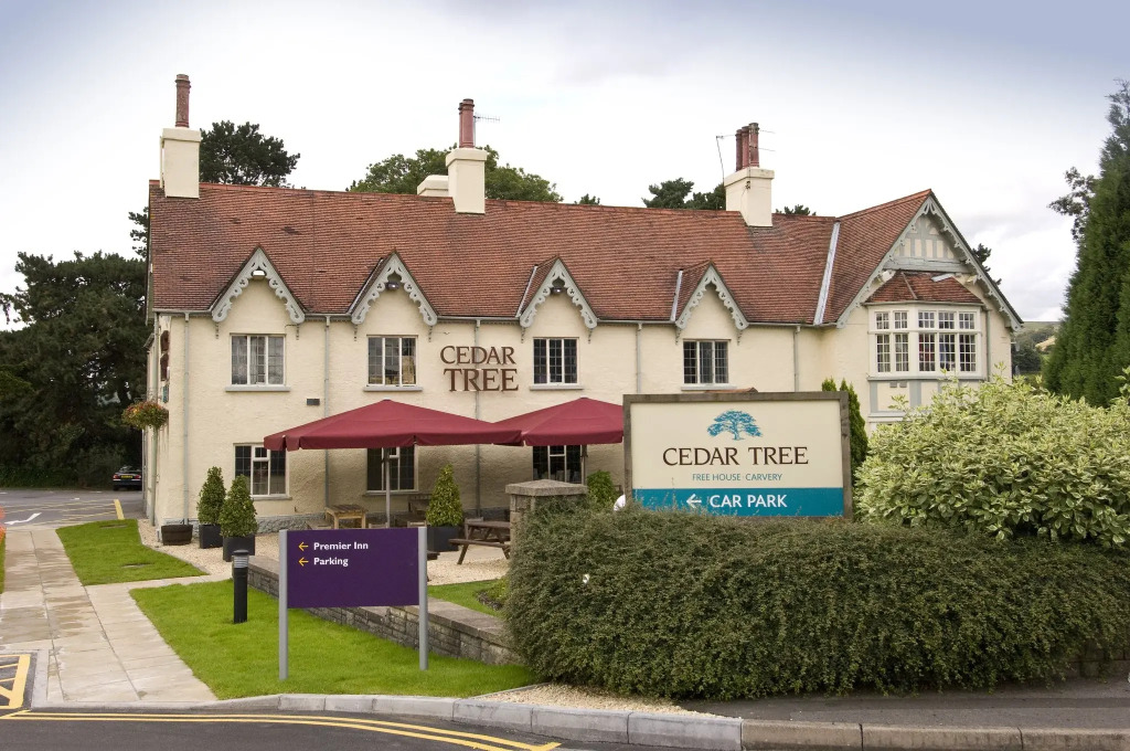 Premier Inn Caerphilly - Corbetts Lane