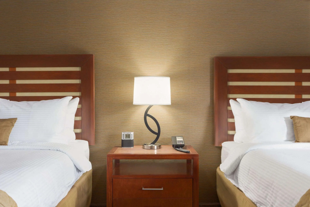 Wyndham Garden Grand Rapids Airport