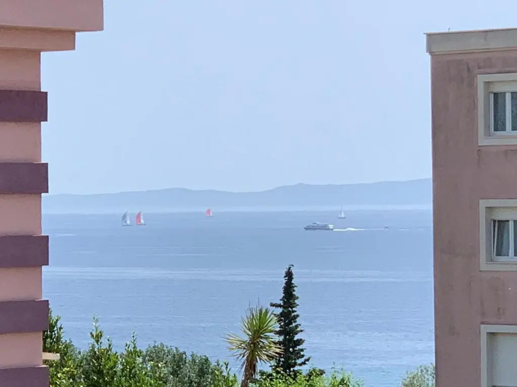 Apartment Relax whit big terrace 170m2 Near the Beach