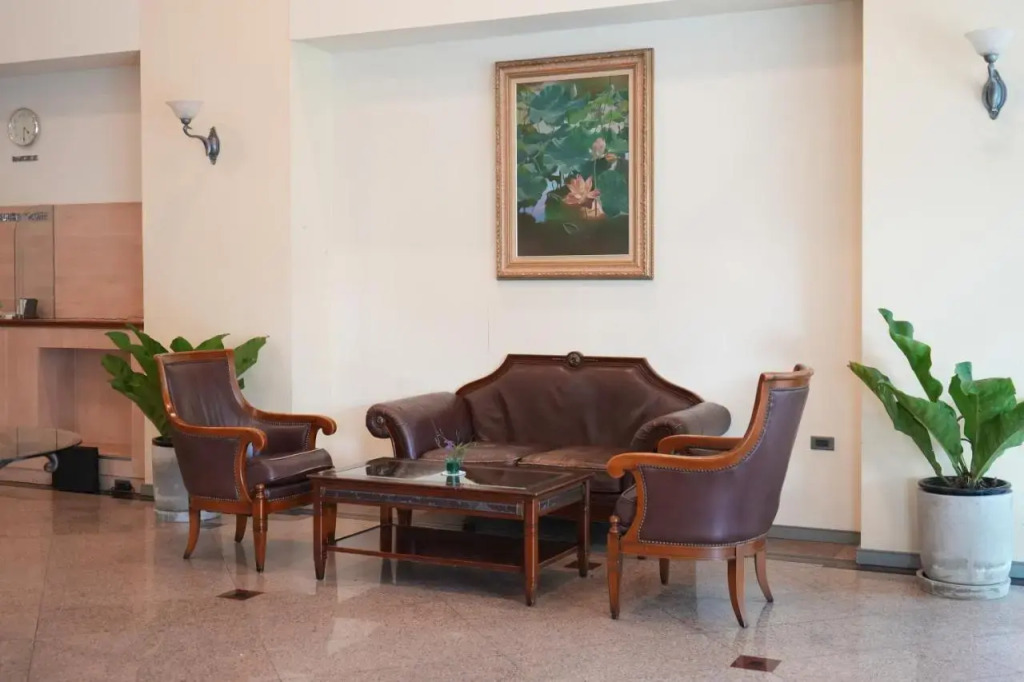 Royal Suite Hotel Bangkok