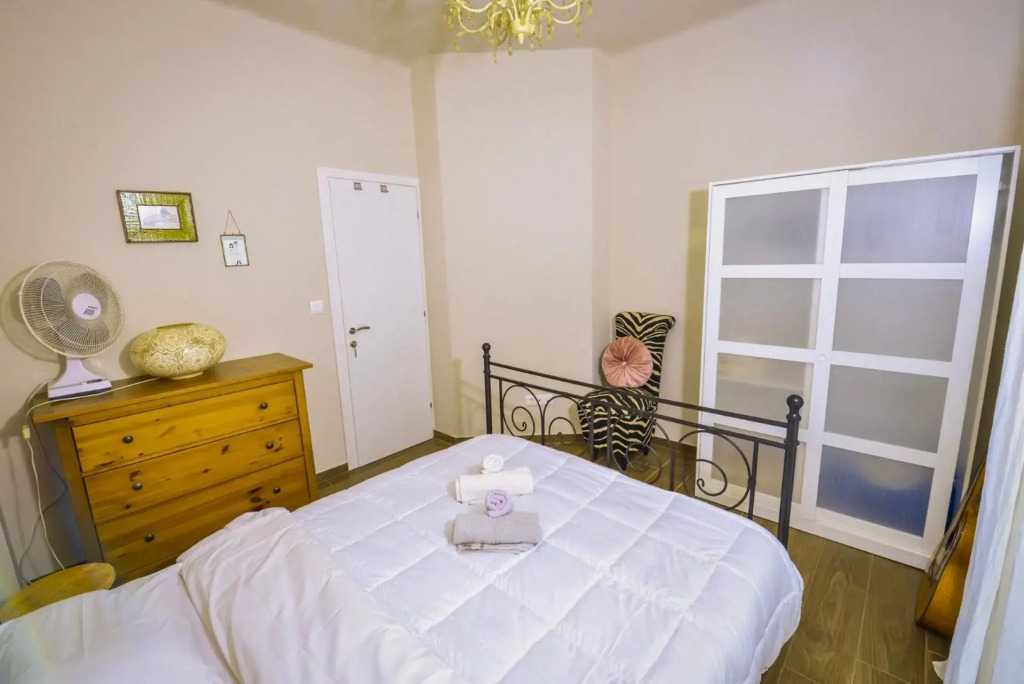 Dreamy Apartment City Center 9 thesbnbgr