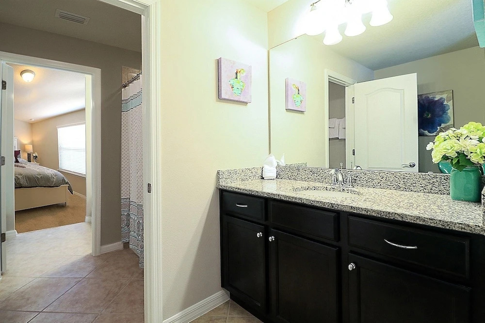 Windsor at Westside-8 Bedrooms House w/pool-3710WW