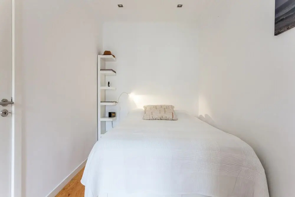ALTIDO Charming 1BR Apt w/workspace in Sao Bento