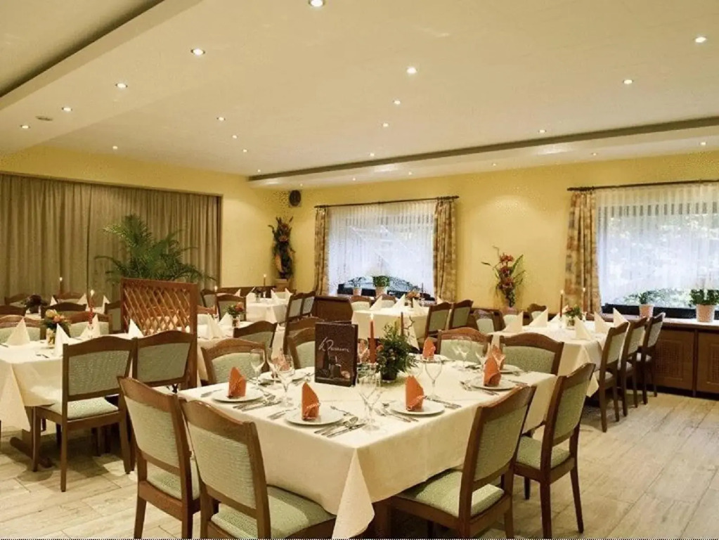 Ballands Hotel & Restaurant