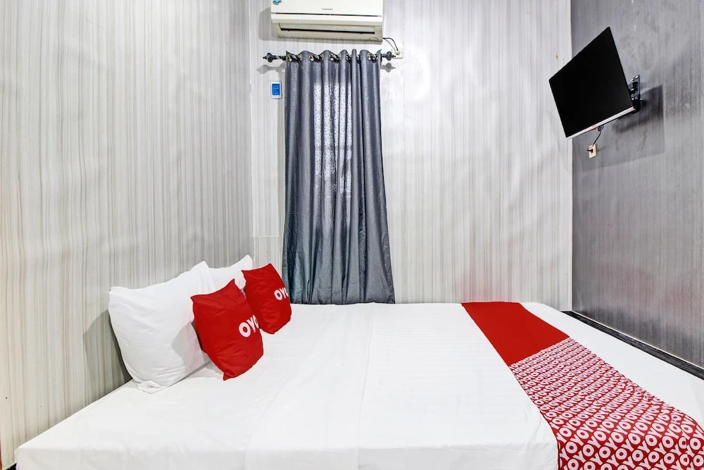 OYO 92256 Sentosa Residence
