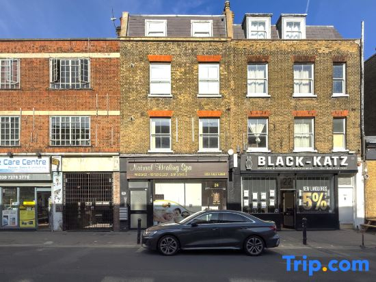 Bright Angel 2 BR Duplex with Balcony Sleeps 5