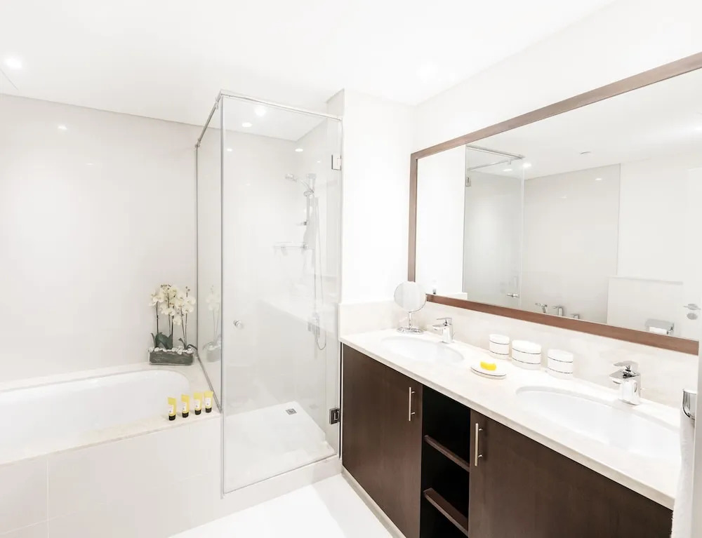 Fantastay Blvd Crescent