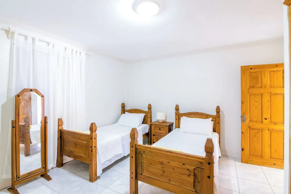 Woburn Villa Apartments