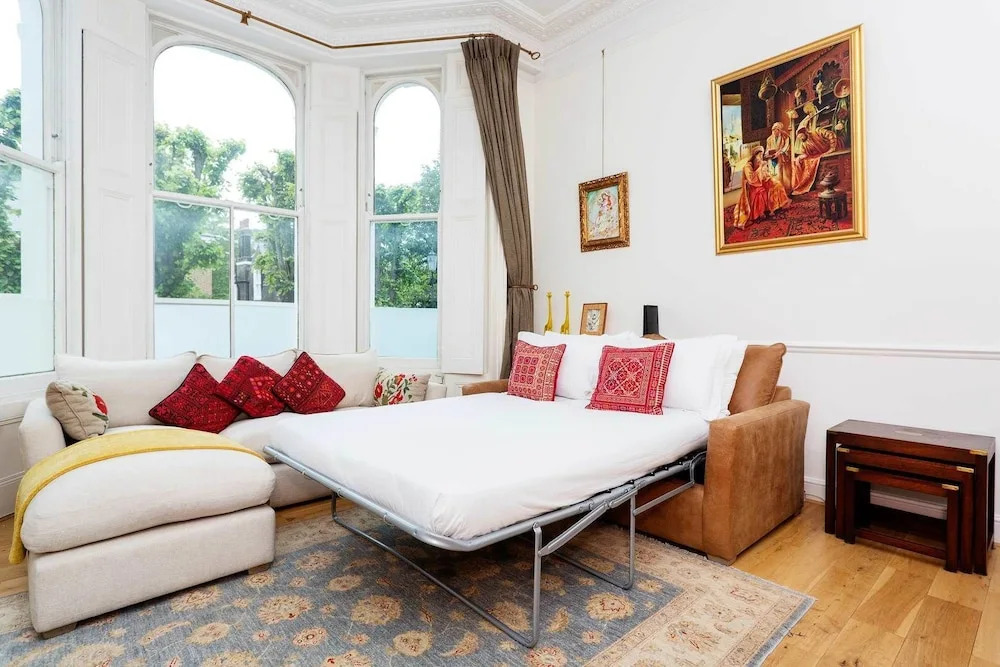 Kensington Townhouse Flat