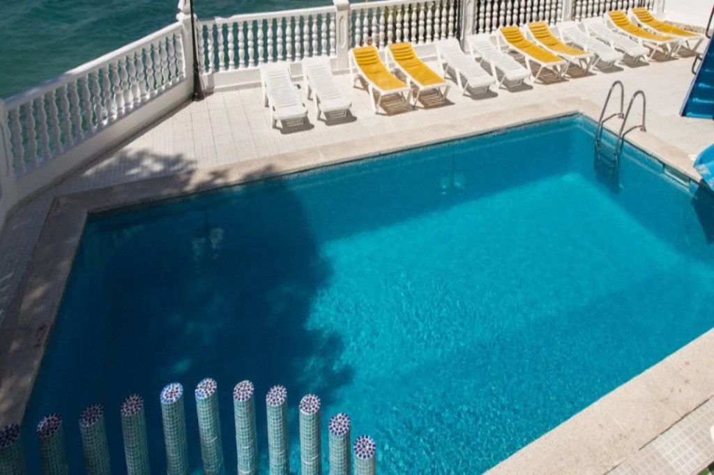 Hotel Bossh Lido