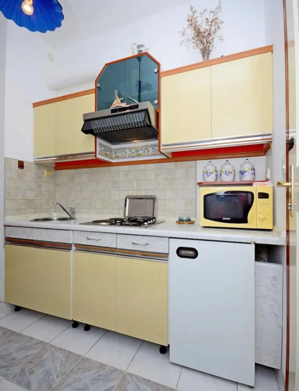 A2 - Cozy Apartment, Best Location in Supetar