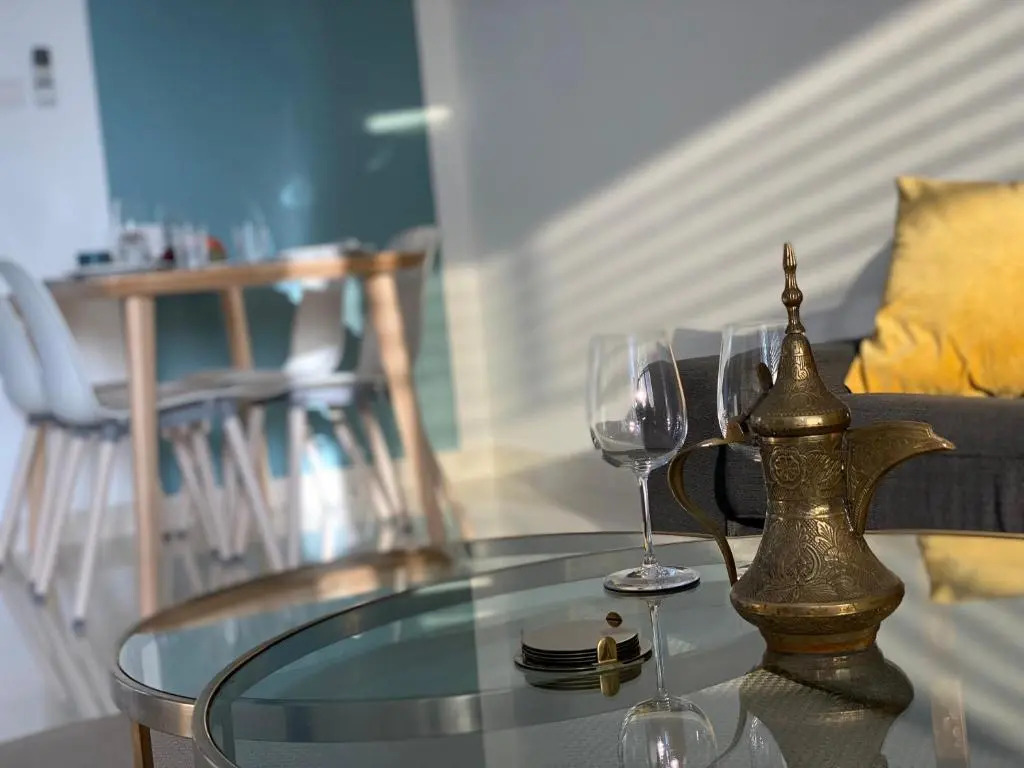 SL19 Lovely 2-bedroom apartment with gorgeous garden and south lagoons view