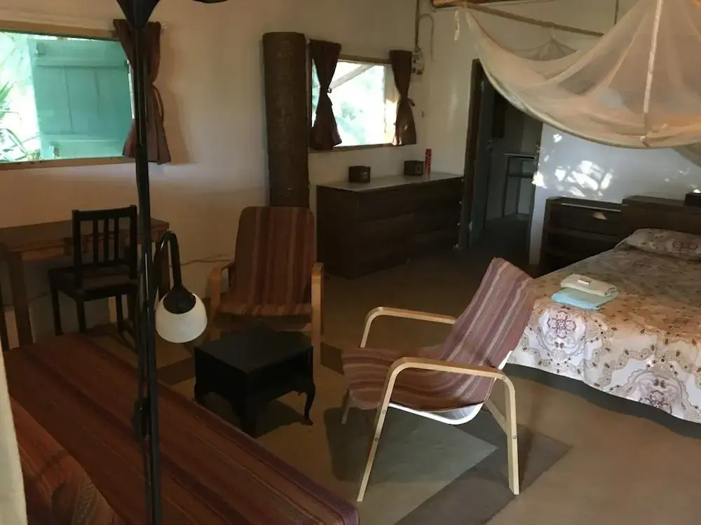 Moheli Laka Lodge