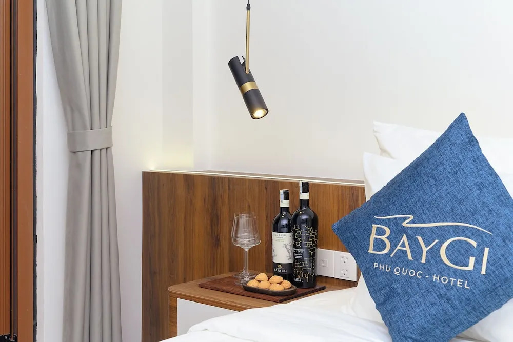 BayGi Phu Quoc Hotel Sunset Town