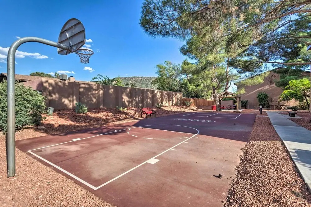 Pool Access & Private Deck: Condo in Sedona