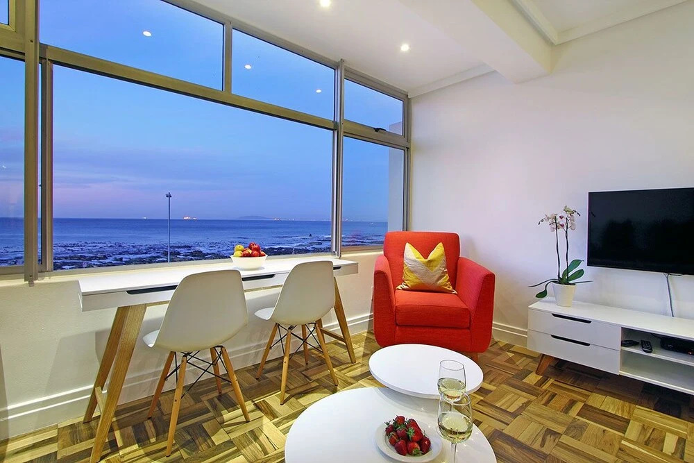 Afribode's Paula's Oceanview Studio
