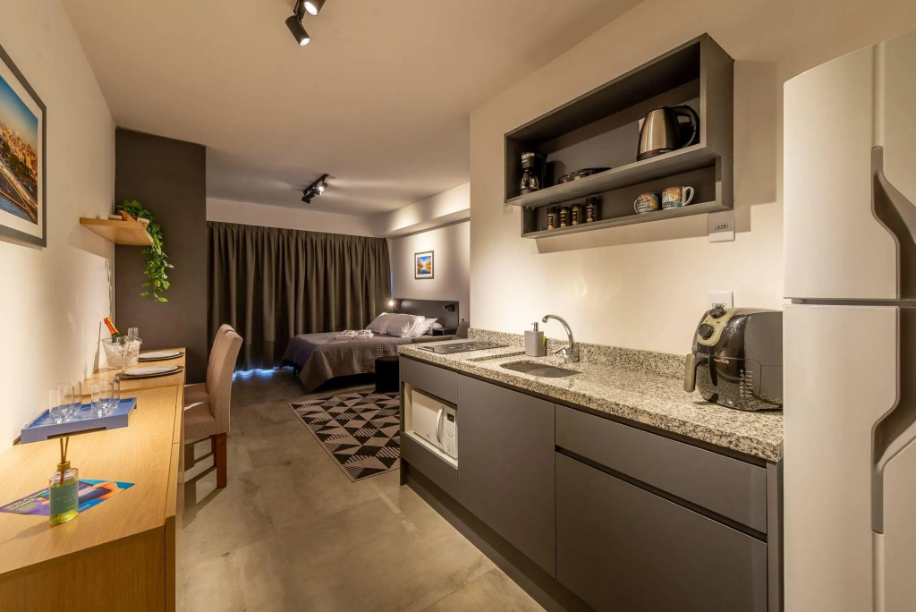 LIV - Apartment 811