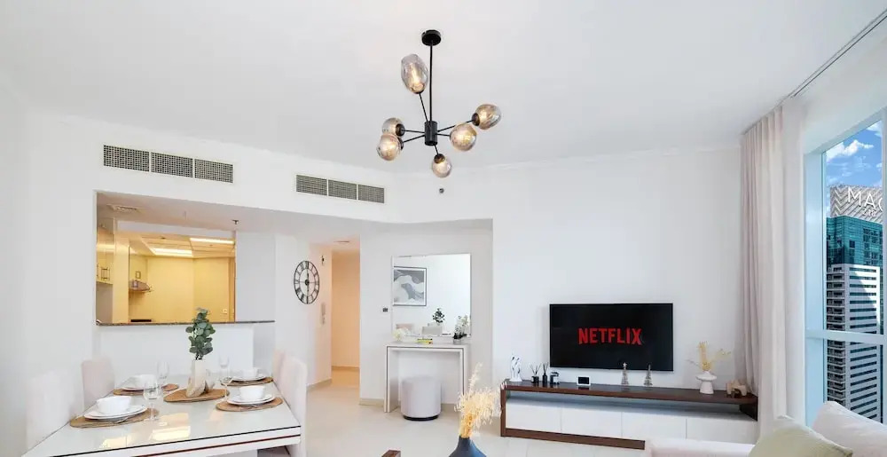 LUX The Dubai Marina View Suite 2