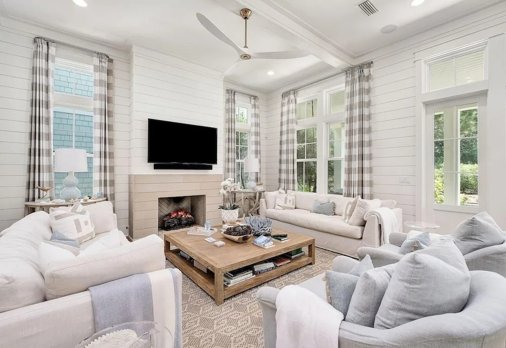 17 Bluestem Lane 5 Bedroom Home by RedAwning