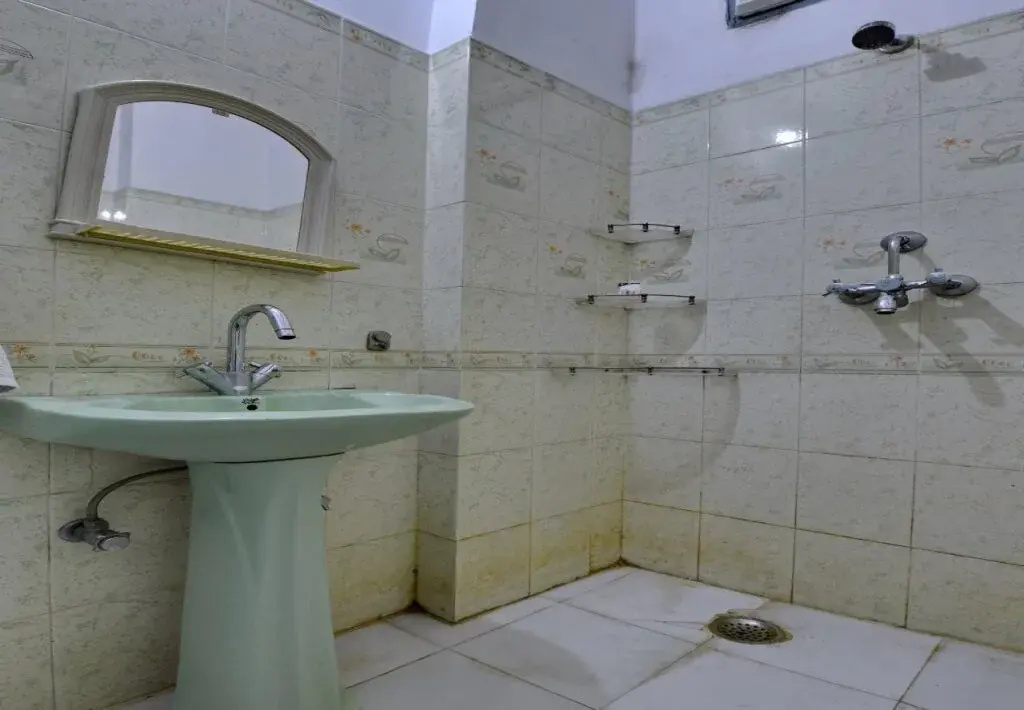 Hotel Don Jon by OYO Rooms
