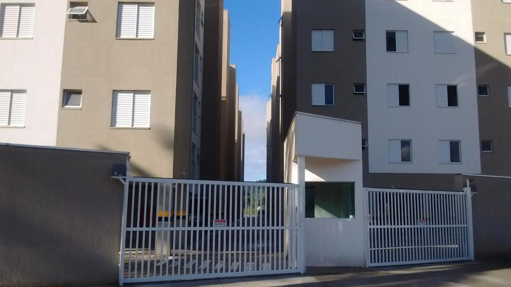 Apartamento cond. fechado
