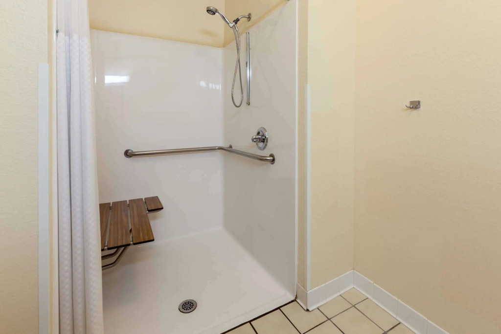 Super 8 by Wyndham Big Rapids