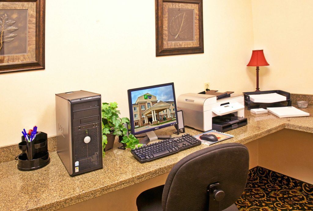 Holiday Inn Express & Suites Jacksonville by IHG