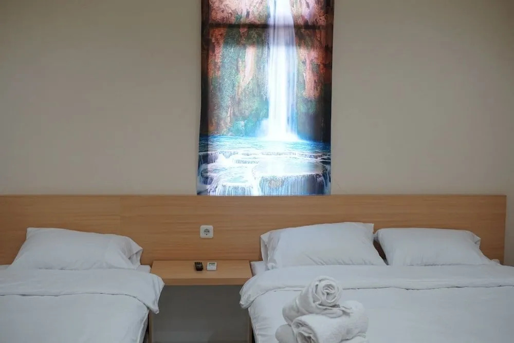 Gold Line Guest House
