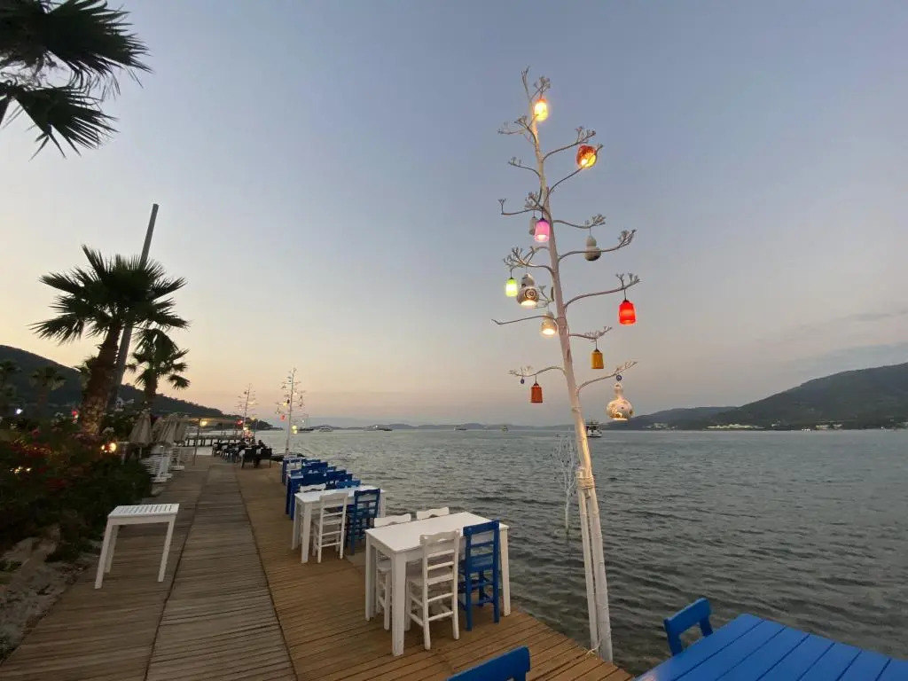 Omar Hotel & Suites