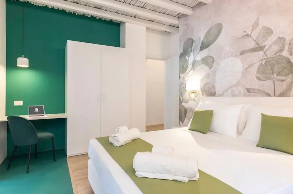 Metropolitan Rooms