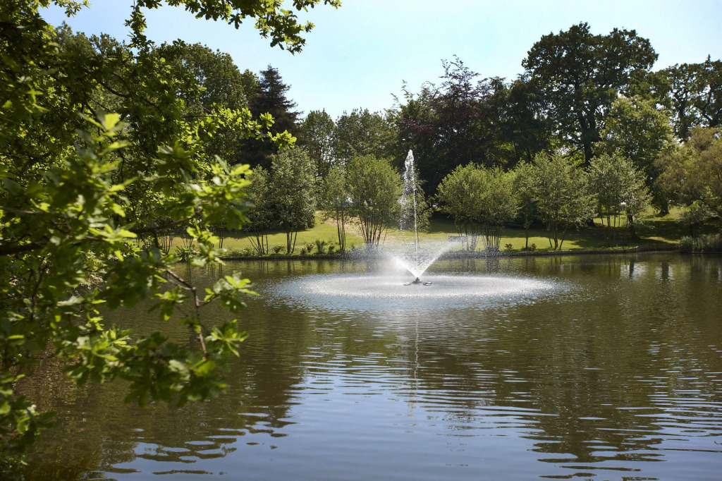 Wivenhoe House Hotel
