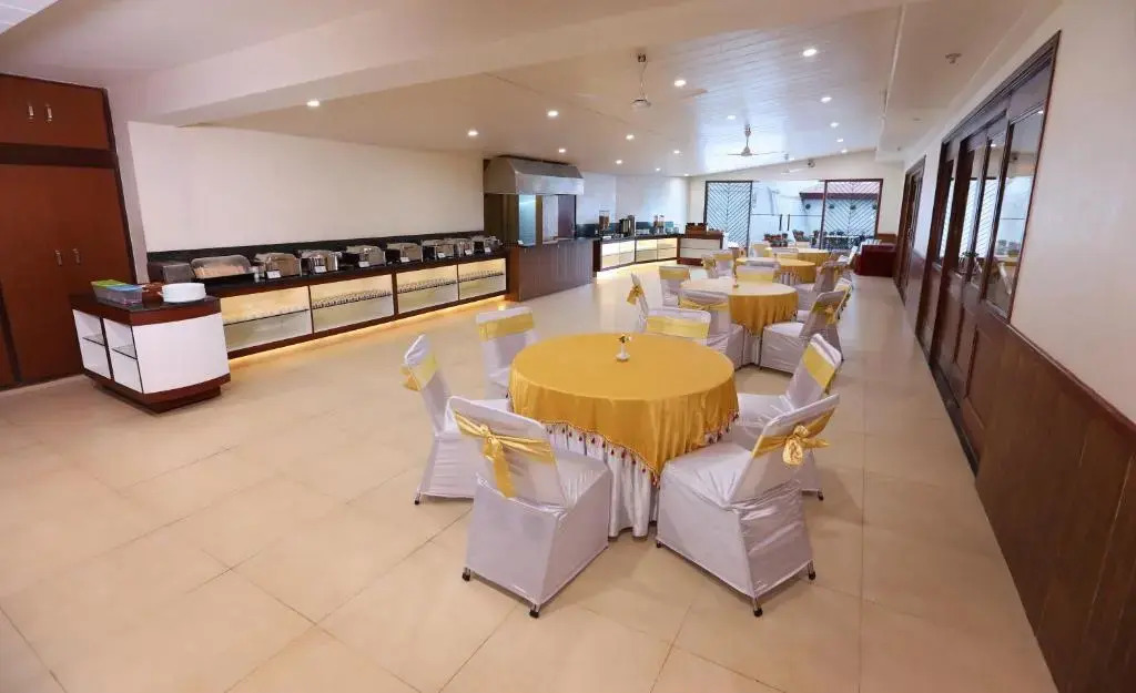 Hotel Vishnu Palace