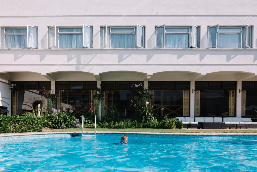 Apollo Hotel