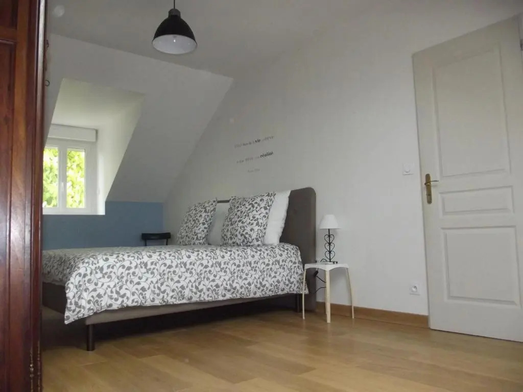 Charmante maison de campagne avec jardin privé, près de Paris et Orléans, idéale pour familles - FR-1-590-136