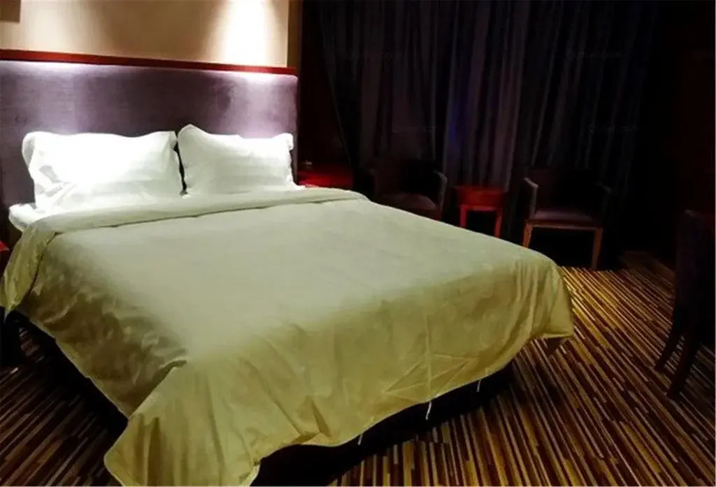 Zhangye Ruina Boutique Hotel