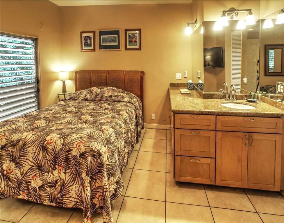Kahana Sunset D7 - Two Bedroom Condo
