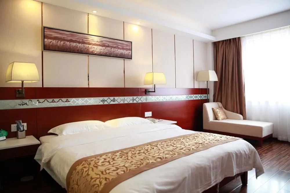 Honghu Jintai Hotel