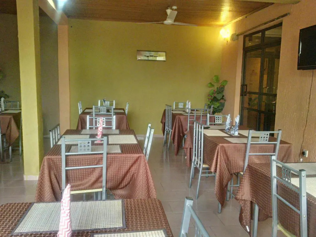 Takoradi Standard Hotel