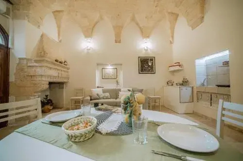 B&B Antichemura