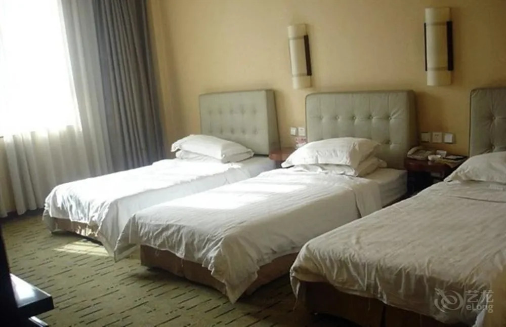 Nanjing Golden Great Wall Hotel