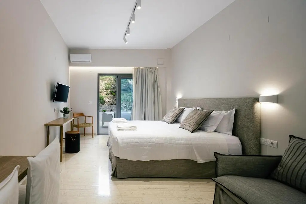 Ariadne Suites